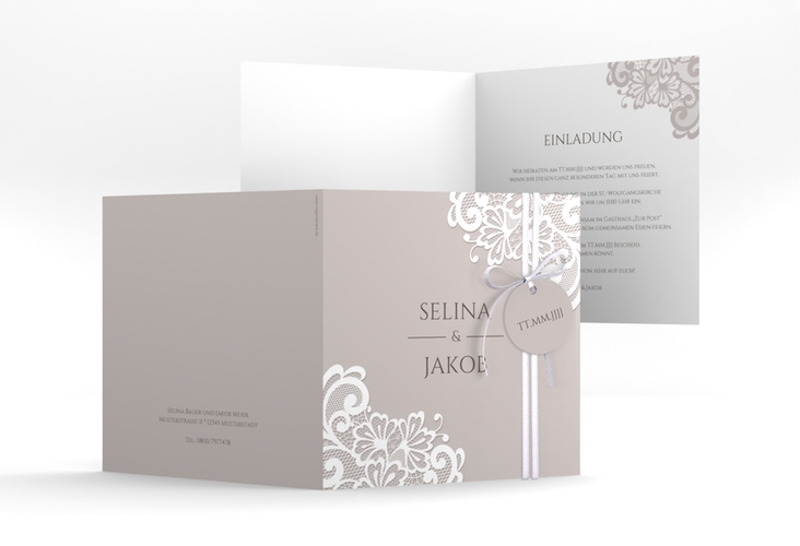 Hochzeitseinladung Vintage quadr. Klappkarte grau mit floraler Spitze