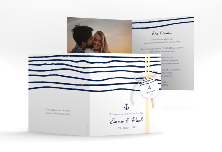 Hochzeitseinladung Liebesanker quadr. Klappkarte blau mit maritimem Streifenmuster und kleinem Anker