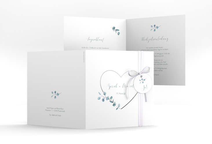Hochzeitseinladung Greenheart quadr. Klappkarte grau hochglanz mit elegantem Herz und Eukalyptus-Zweig