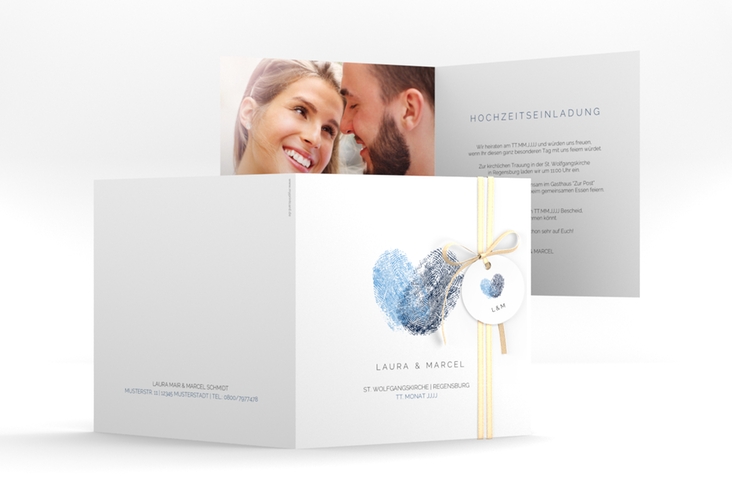 Hochzeitseinladung Fingerprint quadr. Klappkarte blau hochglanz schlicht mit Fingerabdruck-Motiv