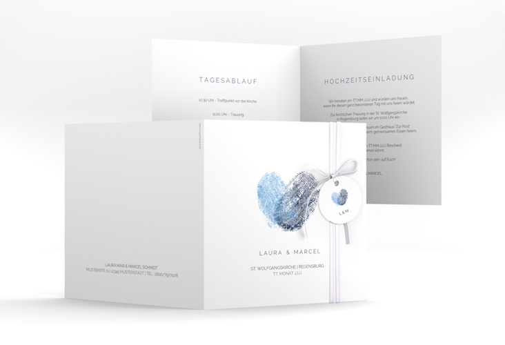 Hochzeitseinladung Fingerprint quadr. Klappkarte blau hochglanz schlicht mit Fingerabdruck-Motiv
