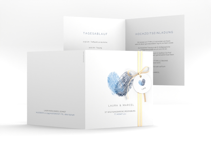 Hochzeitseinladung Fingerprint quadr. Klappkarte blau hochglanz schlicht mit Fingerabdruck-Motiv