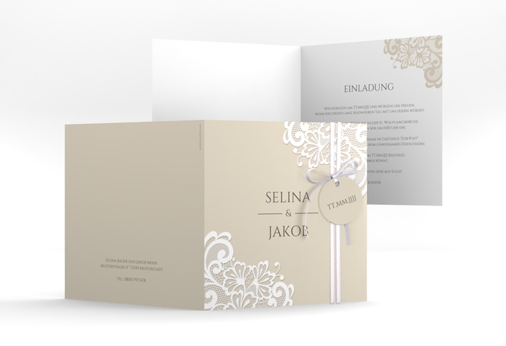 Hochzeitseinladung Vintage quadr. Klappkarte beige mit floraler Spitze