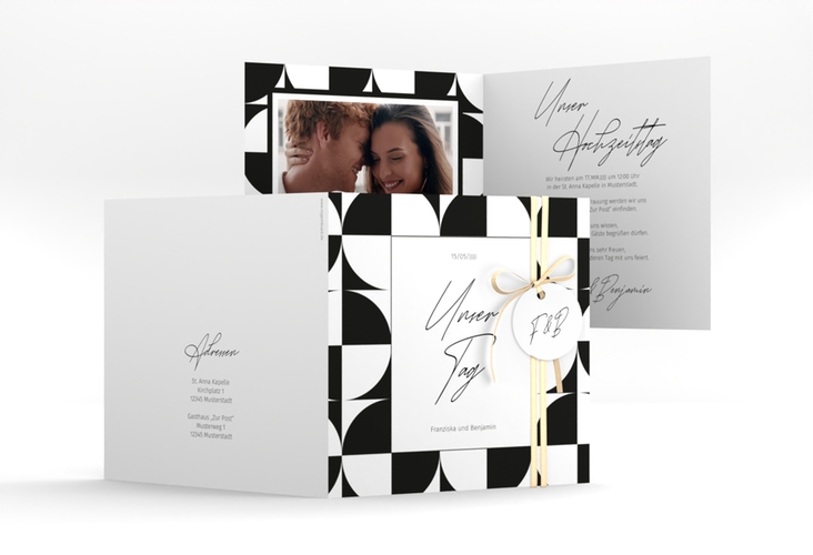 Hochzeitseinladung Schwarzweiss quadr. Klappkarte schwarz hochglanz mit modernem grafischem Muster