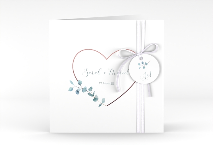 Hochzeitseinladung Greenheart quadr. Klappkarte rosa mit elegantem Herz und Eukalyptus-Zweig