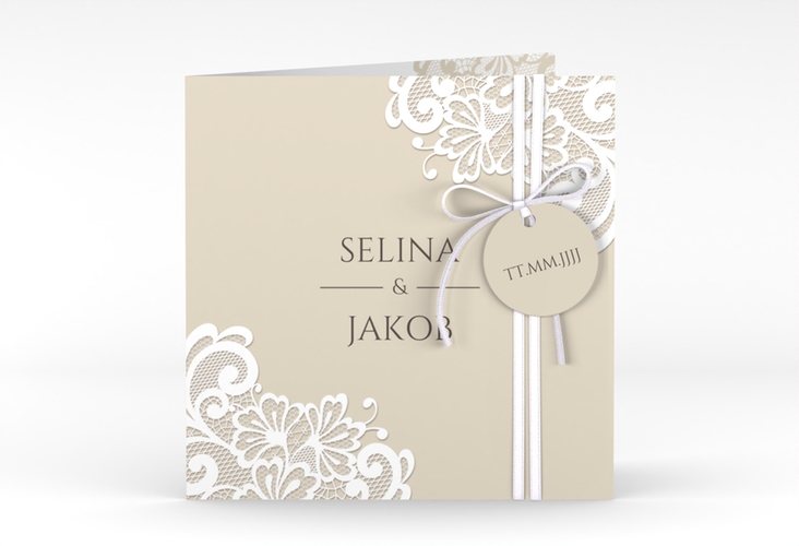 Hochzeitseinladung Vintage quadr. Klappkarte beige mit floraler Spitze
