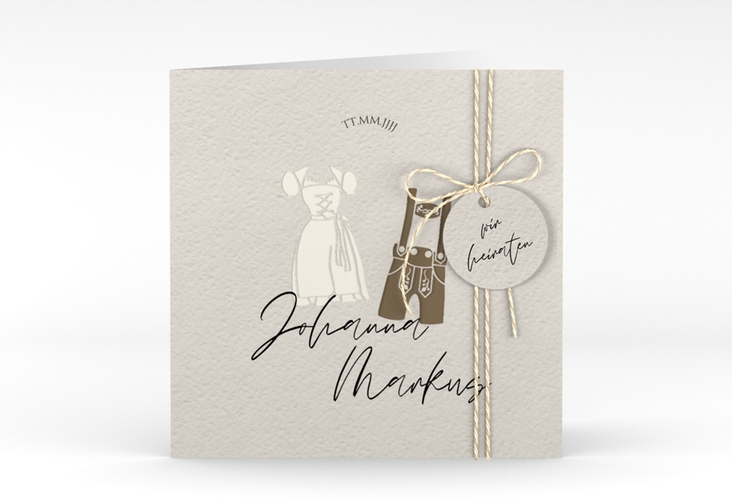 Hochzeitseinladung Trachtenhochzeit quadr. Klappkarte mit Dirndl und Lederhose