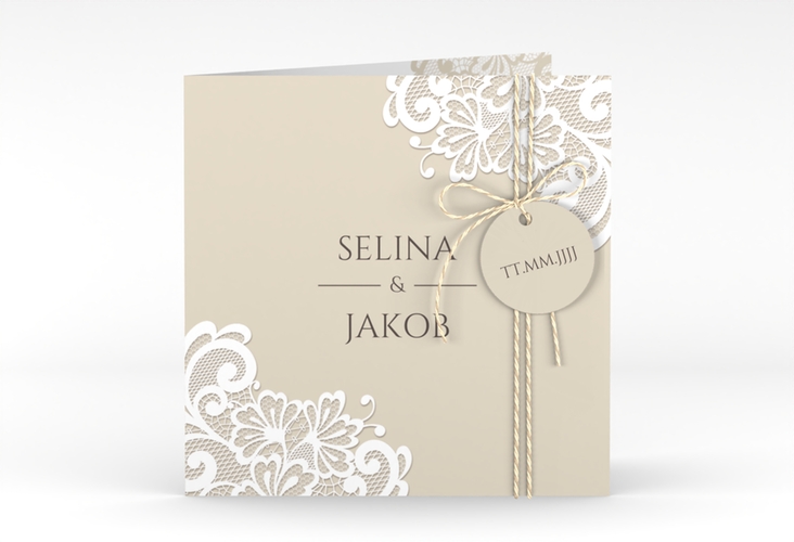 Hochzeitseinladung Vintage quadr. Klappkarte beige mit floraler Spitze