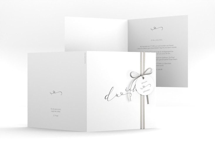 Hochzeitseinladung Zweisamkeit quadr. Klappkarte weiss hochglanz im minimalistischen Stil mit Aufschrift du & ich