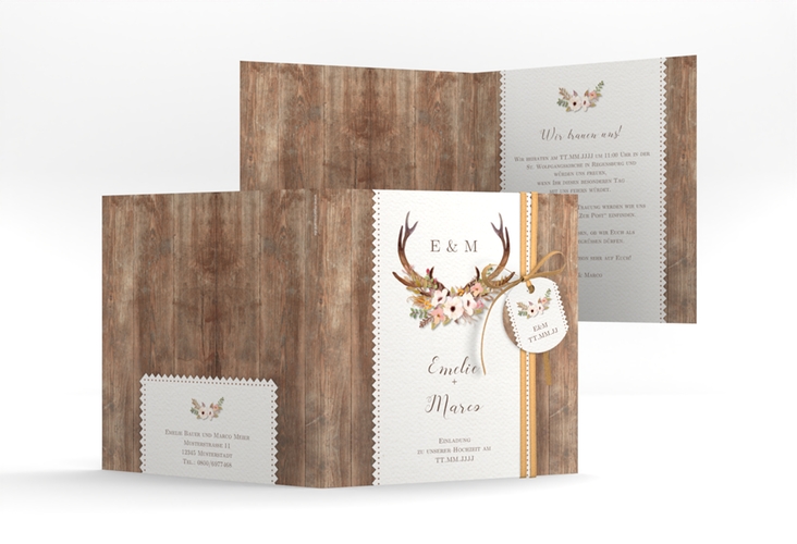 Hochzeitseinladung Heimatjuwel quadr. Klappkarte braun mit Hirschgeweih und Holz-Hintergrund