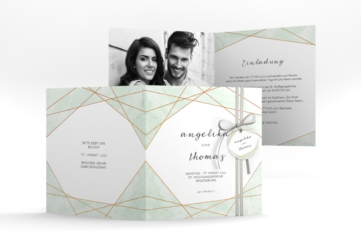 Hochzeitseinladung Asymmetry quadr. Klappkarte gruen hochglanz
