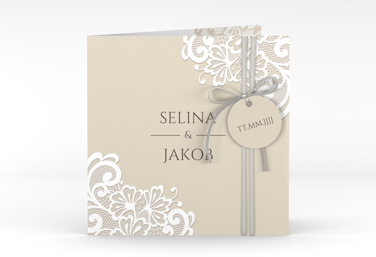 Hochzeitseinladung Vintage quadr. Klappkarte beige mit floraler Spitze