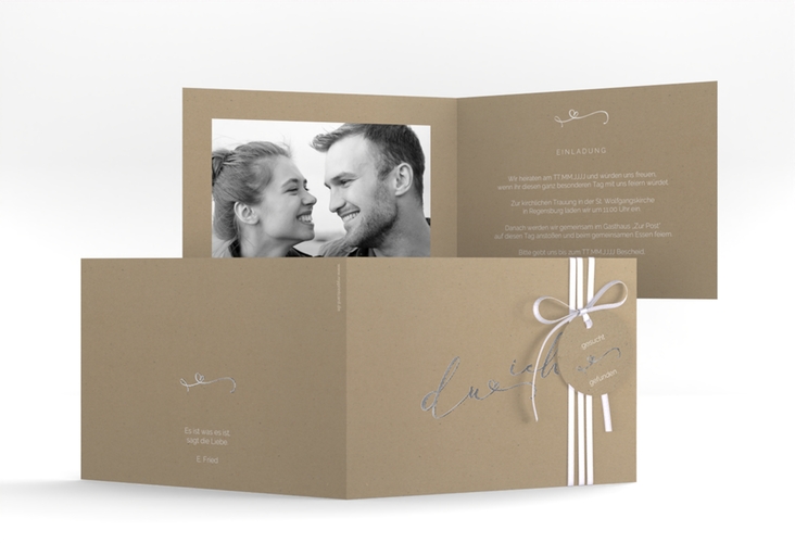 Hochzeitseinladung Zweisamkeit A6 Klappkarte quer Kraftpapier silber im minimalistischen Stil mit Aufschrift du & ich