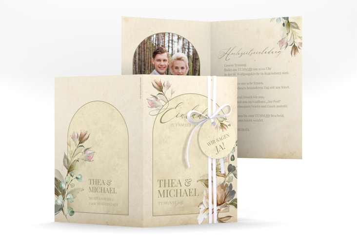Einladungskarte Hochzeit Dornröschen A6 Klappkarte hoch beige mit Aquarell-Rosen im Vintage-Look