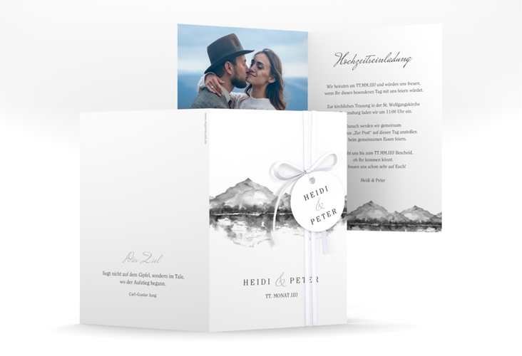 Einladungskarte Hochzeit Bergliebe A6 Klappkarte hoch grau mit Gebirgspanorama für Berghochzeit