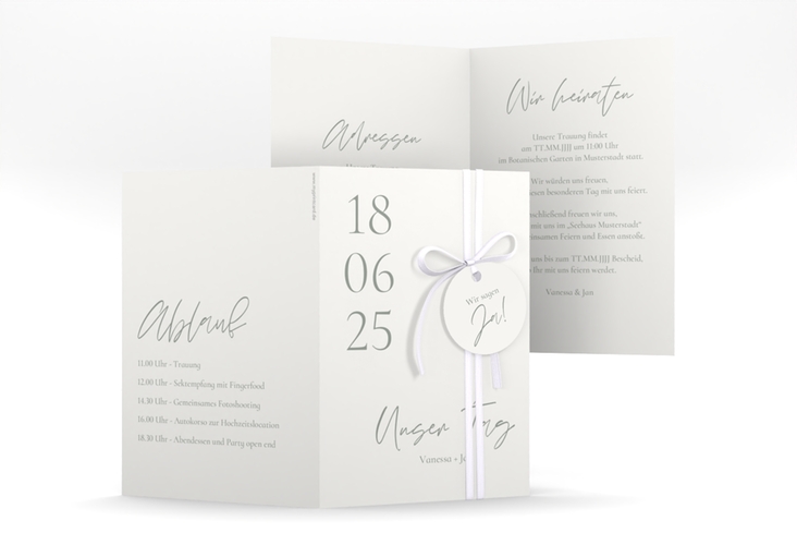 Einladungskarte Hochzeit Day A6 Klappkarte hoch weiss hochglanz mit Datum im minimalistischen Design