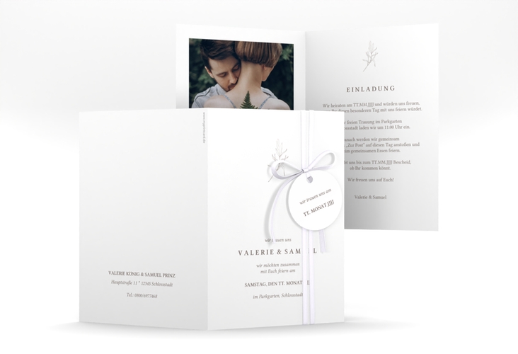 Einladungskarte Hochzeit Ivy A6 Klappkarte hoch weiss hochglanz minimalistisch mit kleiner botanischer Illustration