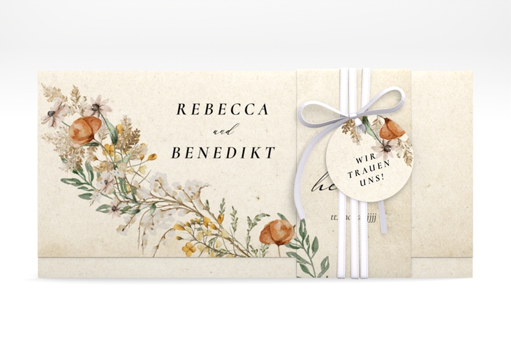 Hochzeitseinladung Wildfang Wickelfalzkarte + Banderole beige mit getrockneten Wiesenblumen