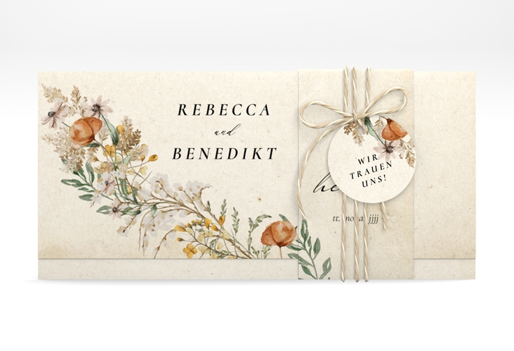 Hochzeitseinladung Wildfang Wickelfalzkarte + Banderole beige mit getrockneten Wiesenblumen