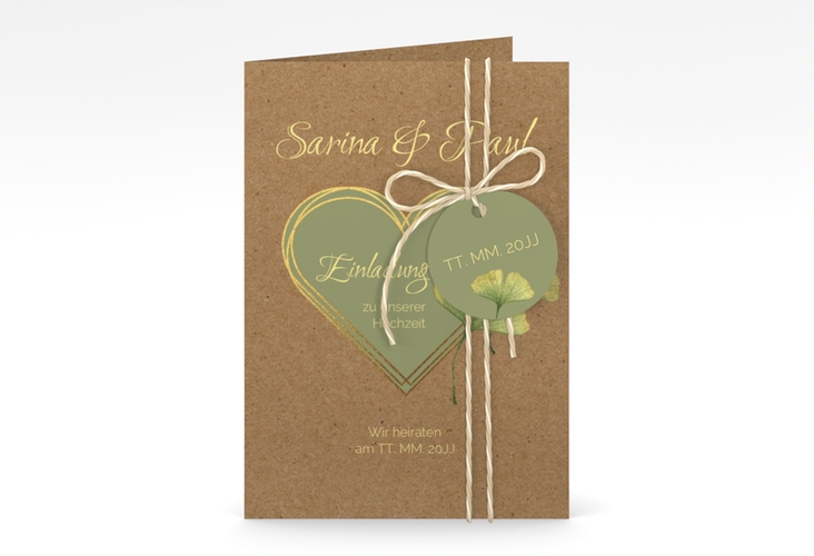 Einladungskarte Hochzeit Ginko A6 Klappkarte hoch Kraftpapier mit Herz und zwei Ginkgo-Blättern