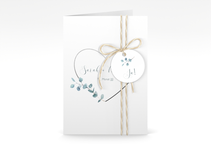 Einladungskarte Hochzeit Greenheart A6 Klappkarte hoch grau mit elegantem Herz und Eukalyptus-Zweig
