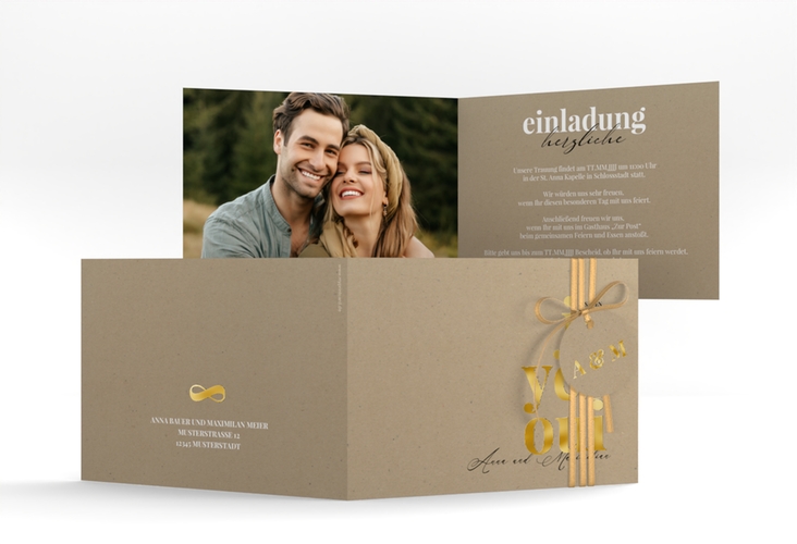 Hochzeitseinladung Oui A6 Klappkarte quer Kraftpapier gold mit Ja-Wort in verschiedenen Sprachen