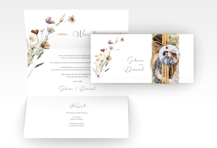 Hochzeitseinladung Sauvages Wickelfalzkarte + Banderole hochglanz mit getrockneten Wiesenblumen