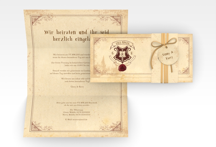 Hochzeitseinladung Zauberkunst Wickelfalzkarte + Banderole beige hochglanz mit Fantasy-Wappen, Siegel und Zauberschule