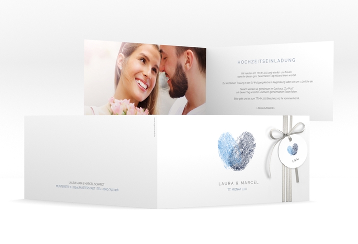 Hochzeitseinladung Fingerprint lange Klappkarte quer blau schlicht mit Fingerabdruck-Motiv