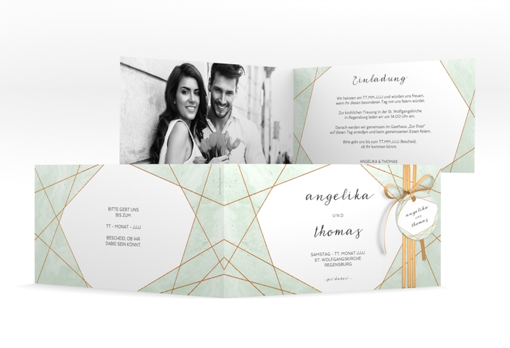 Hochzeitseinladung Asymmetry lange Klappkarte quer gruen