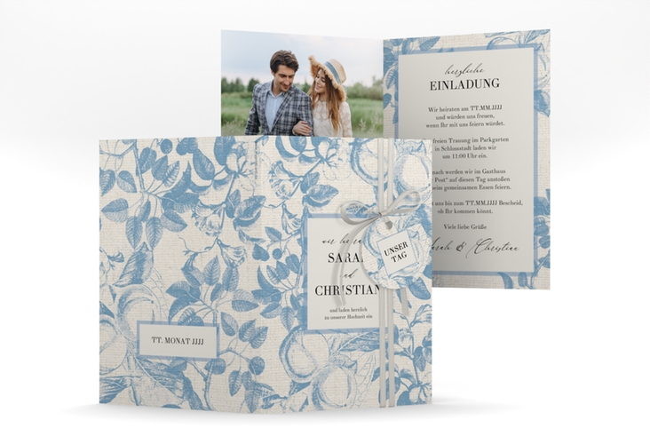 Einladungskarte Hochzeit Toile A6 Klappkarte hoch blau mit Blättermuster im Toile-de-Jouy-Stil