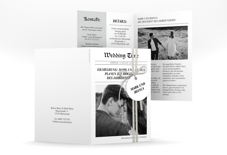 Einladungskarte Hochzeit Wedding Time A6 Klappkarte hoch weiss im Stil einer Zeitung