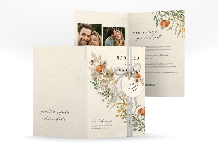 Einladungskarte Hochzeit Wildfang A6 Klappkarte hoch beige hochglanz mit getrockneten Wiesenblumen