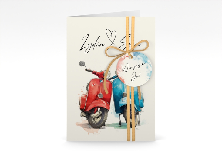 Einladungskarte Hochzeit Retro Roller A6 Klappkarte hoch mit zwei aneinander gelehnten Motorrollern