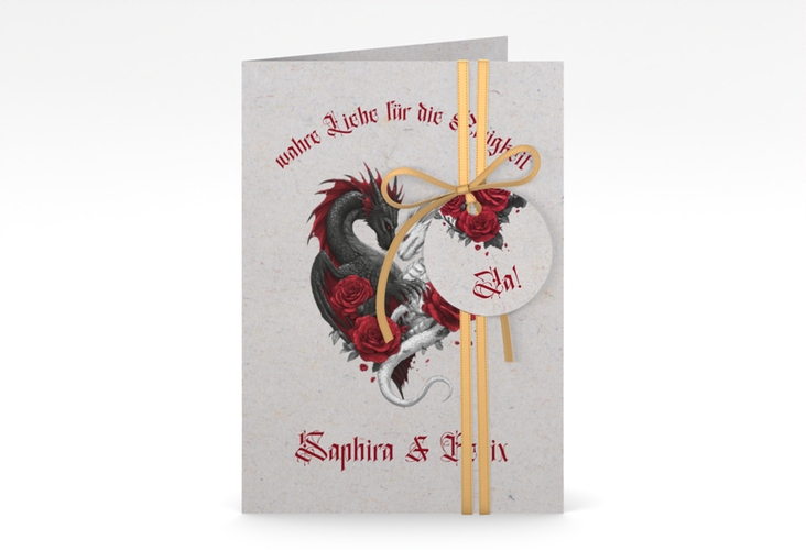 Einladungskarte Hochzeit Drachenliebe A6 Klappkarte hoch grau mit schwarzem und weißem Drachen zu einem Herz verschlungen