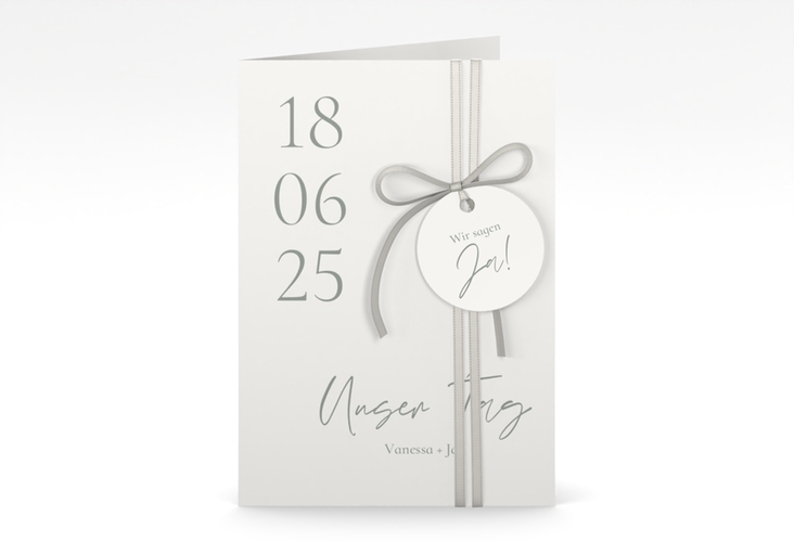 Einladungskarte Hochzeit Day A6 Klappkarte hoch weiss hochglanz mit Datum im minimalistischen Design