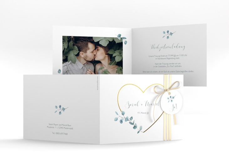 Hochzeitseinladung Greenheart A6 Klappkarte quer gold hochglanz mit elegantem Herz und Eukalyptus-Zweig