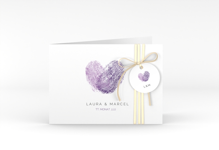 Hochzeitseinladung Fingerprint A6 Klappkarte quer lila schlicht mit Fingerabdruck-Motiv