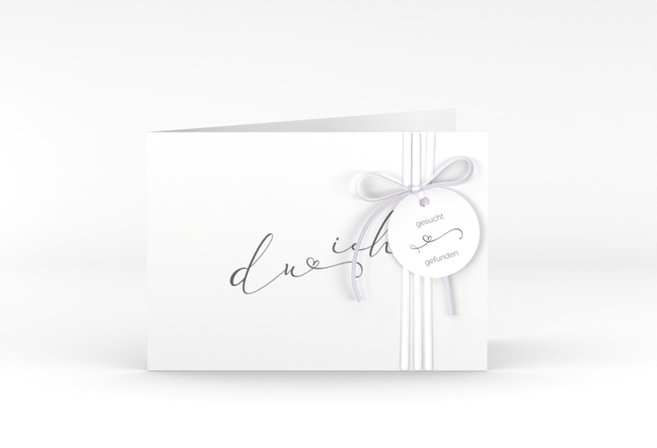 Hochzeitseinladung Zweisamkeit A6 Klappkarte quer weiss hochglanz im minimalistischen Stil mit Aufschrift du & ich