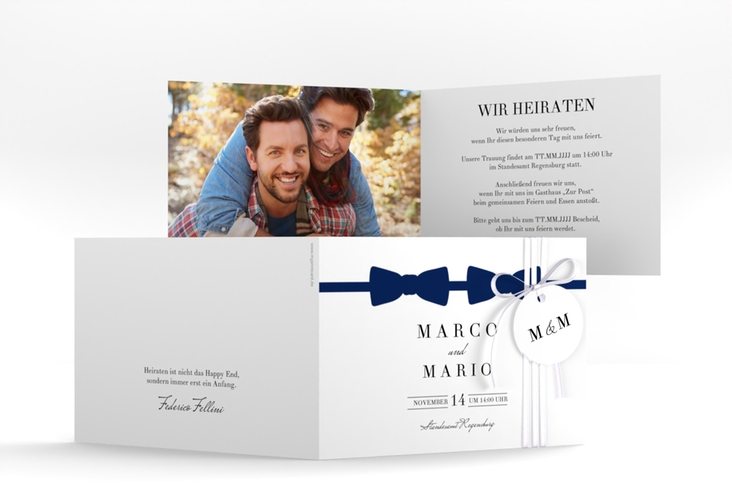 Hochzeitseinladung Suits A6 Klappkarte quer blau hochglanz