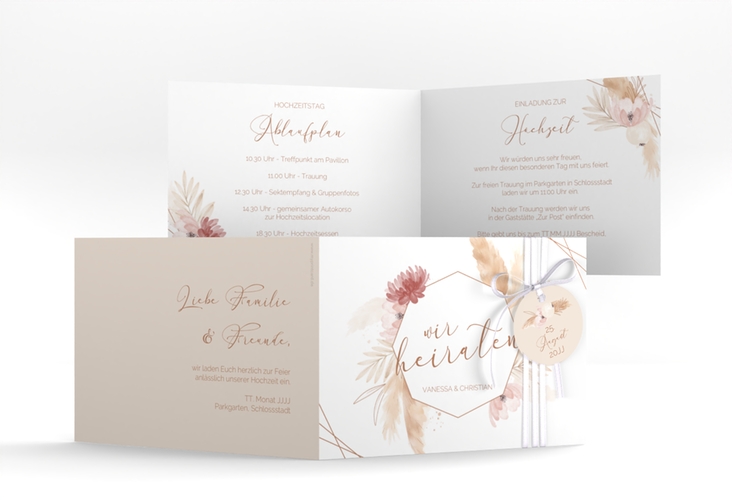 Hochzeitseinladung Bohostyle A6 Klappkarte quer beige mit Pampasgras in Aquarell