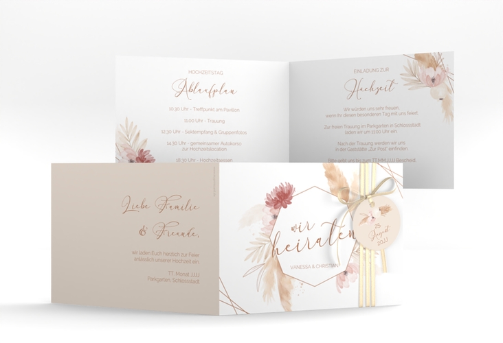 Hochzeitseinladung Bohostyle A6 Klappkarte quer beige mit Pampasgras in Aquarell