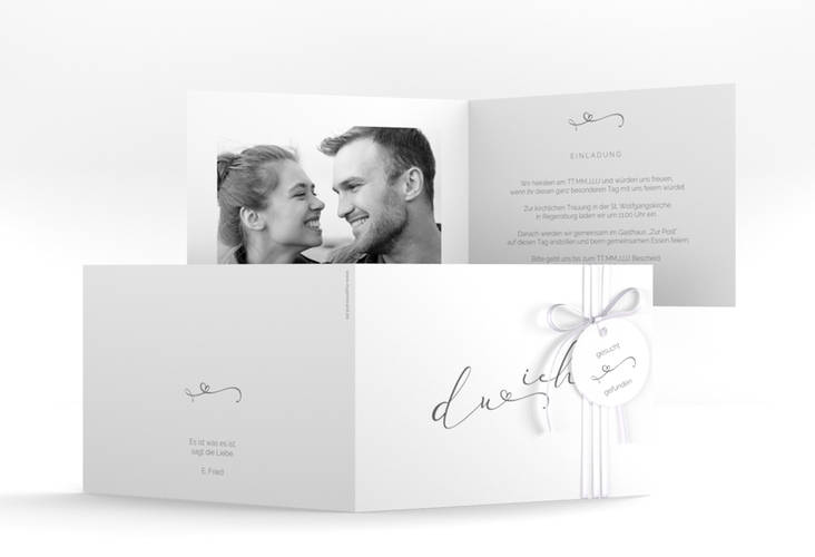 Hochzeitseinladung Zweisamkeit A6 Klappkarte quer weiss hochglanz im minimalistischen Stil mit Aufschrift du & ich
