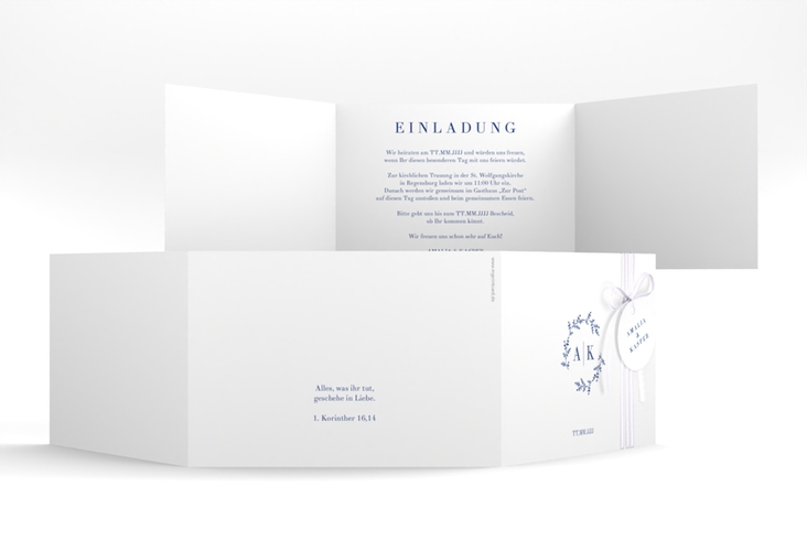 Hochzeitseinladung Filigrana A6 Doppel-Klappkarte blau hochglanz in reduziertem Design mit Initialen und zartem Blätterkranz