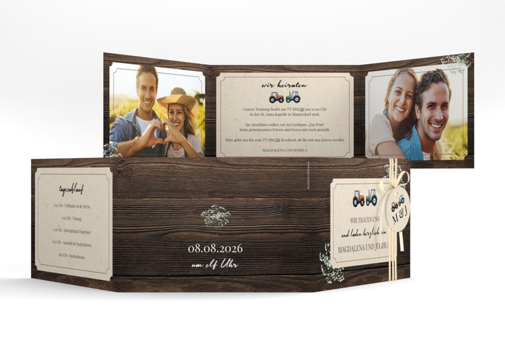 Hochzeitseinladung Bauernhochzeit A6 Doppel-Klappkarte in rustikaler Holz-Optik mit Schleierkraut und zwei kleinen Traktoren