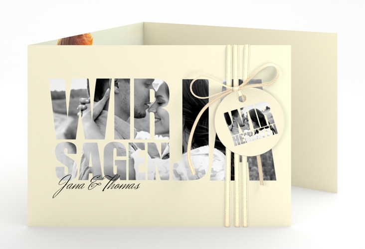 Hochzeitseinladung Letters A6 Doppel-Klappkarte beige