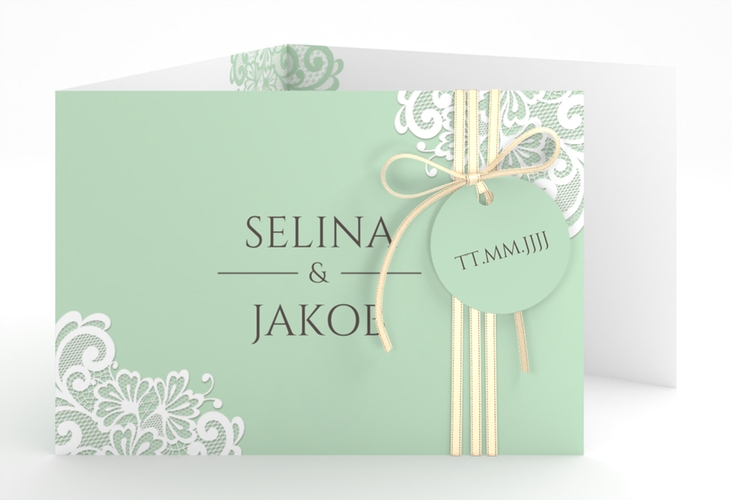 Hochzeitseinladung Vintage A6 Doppel-Klappkarte mint mit floraler Spitze