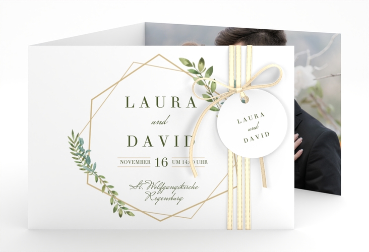Hochzeitseinladung Herbarium A6 Doppel-Klappkarte gold mit geometrischem Rahmen und Blätter-Dekor