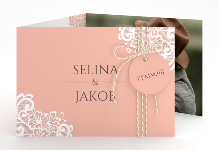 Hochzeitseinladung Vintage A6 Doppel-Klappkarte apricot mit floraler Spitze