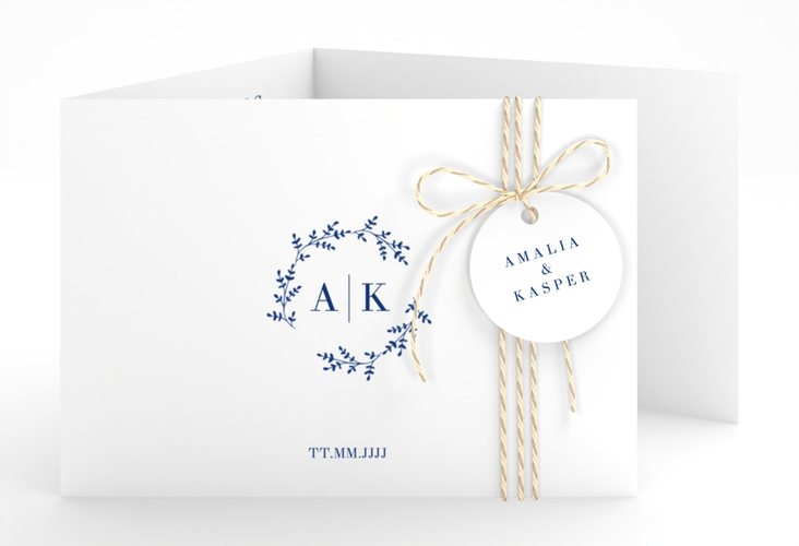 Hochzeitseinladung Filigrana A6 Doppel-Klappkarte blau hochglanz in reduziertem Design mit Initialen und zartem Blätterkranz